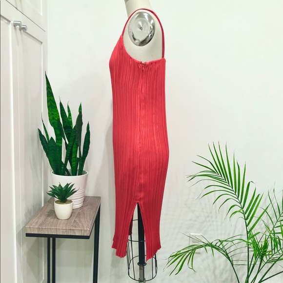 Little Moon Aritzia Pleated Raphia dress XS - Picture 3 of 8